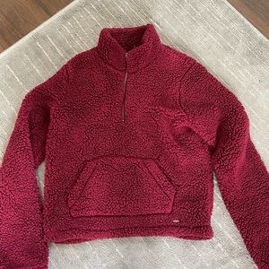 Hollister burgundy 1/4 zip Sherpa